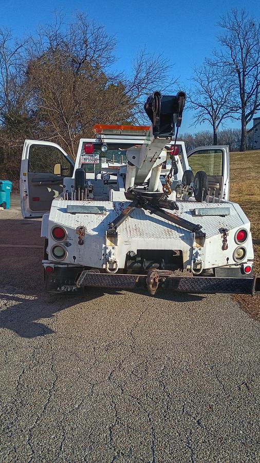 Used 2002 Ford F450 Recover Truck with Boom