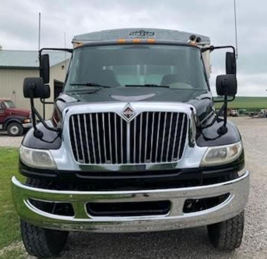 Used 2010 International Durastar 4400
