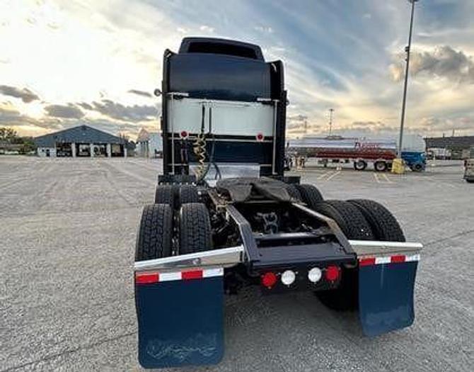Used 2017 KENWORTH W900L