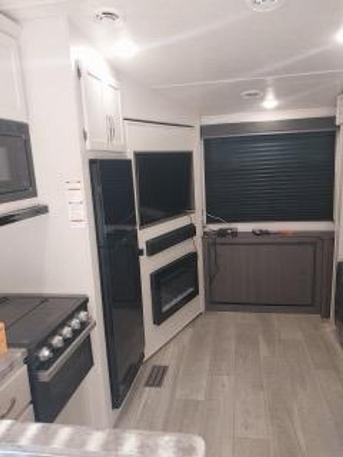 Used 2024 Keystone Cougar Sport 2400RE