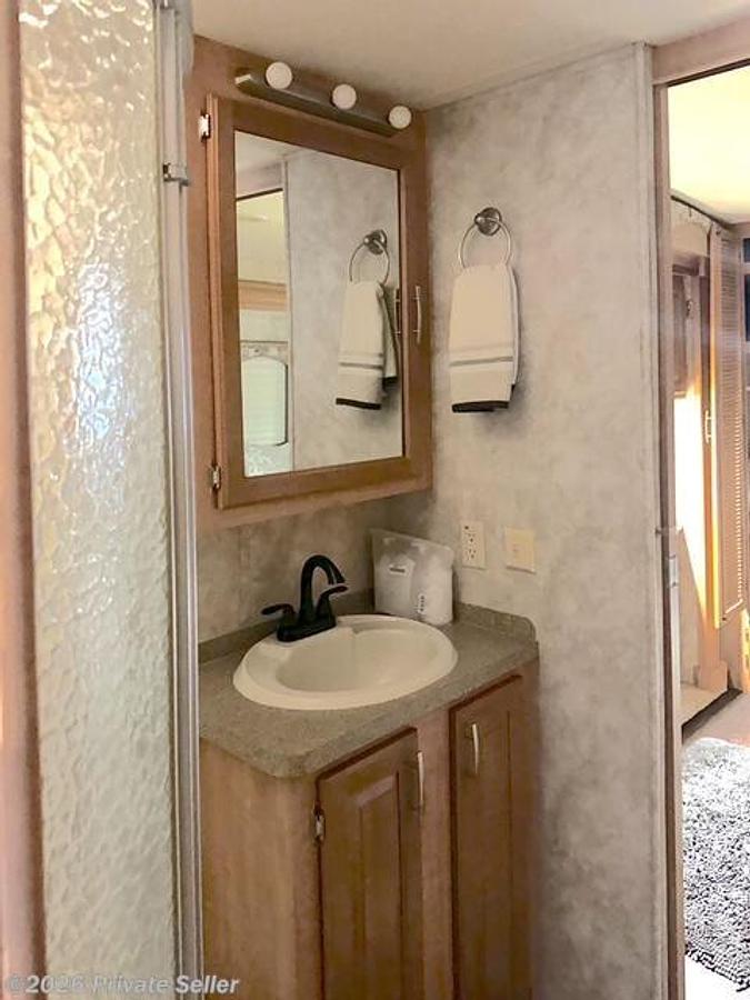 Used 2008 Forest River Berkshire 390QS