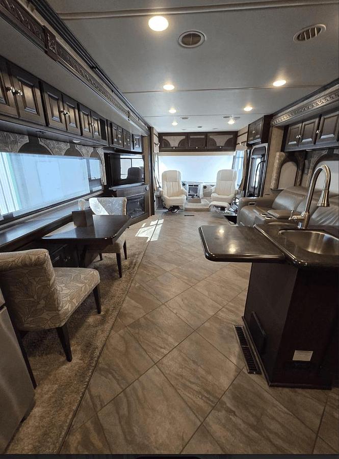 Used 2016 Winnebago Adventurer 38Q