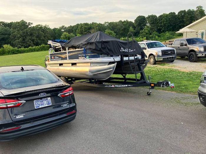 Used 2021 Sun Tracker Bass Buggy