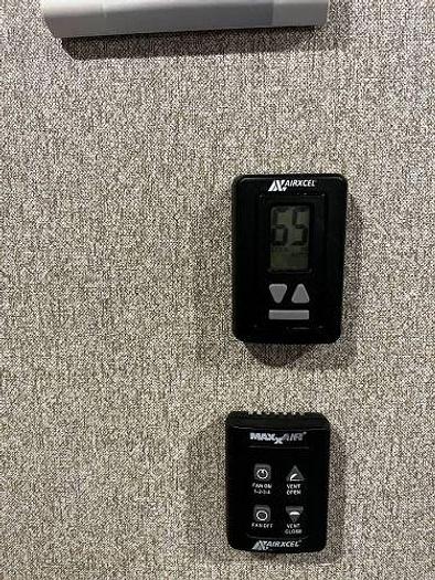 Used 2019 Keystone Sprinter 355IFWMLS