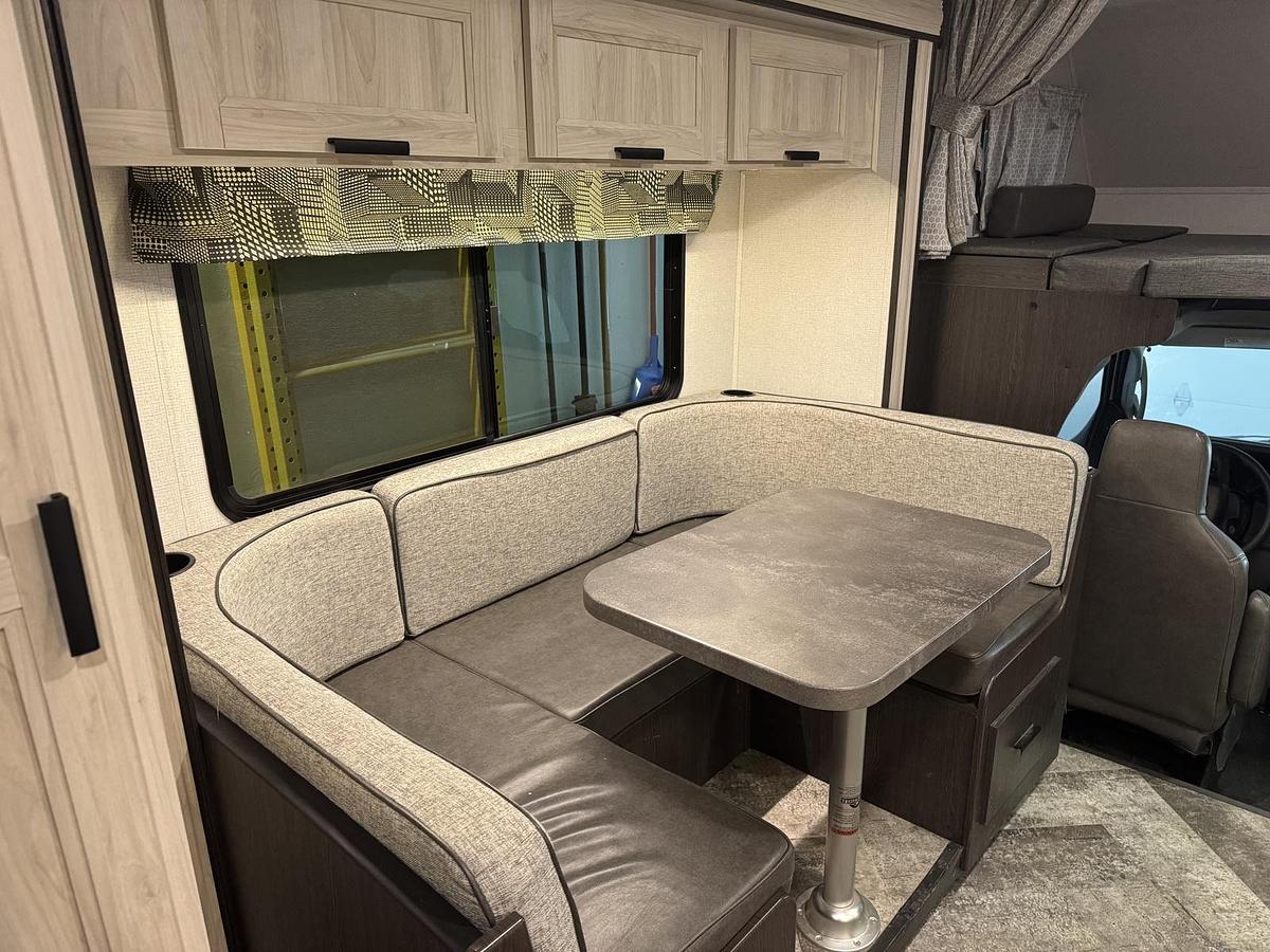 Used 2021 Forest River Sunseeker 2500 TSF