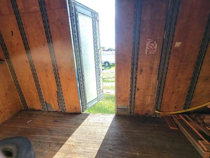 Used 1999 INTERNATIONAL 4700 Moving Van