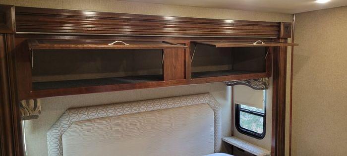 Used 2018 Fleetwood Flair LXE 30U