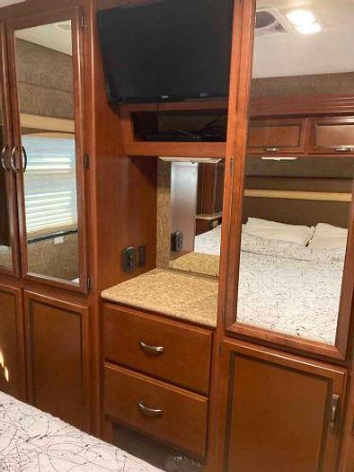 Used 2015 Thor Motor Coach A.C.E. 27.1