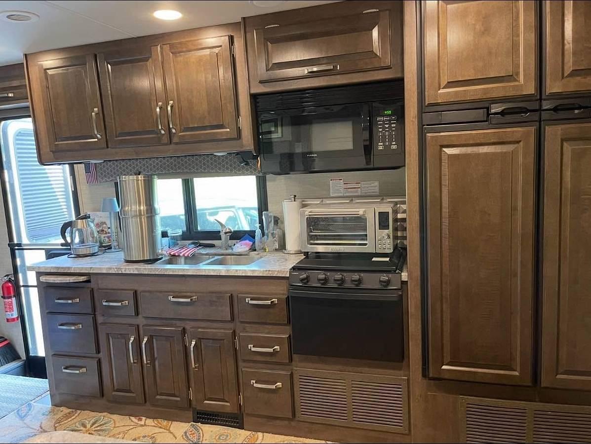 Used 2018 Jayco Greyhawk Class C Motorhome
