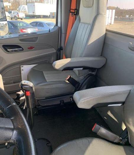 Used 2020 Peterbilt 579