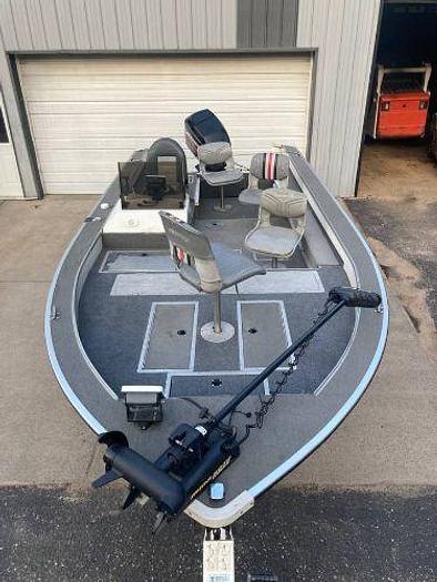 Used 1995 Warrior 10 Lance