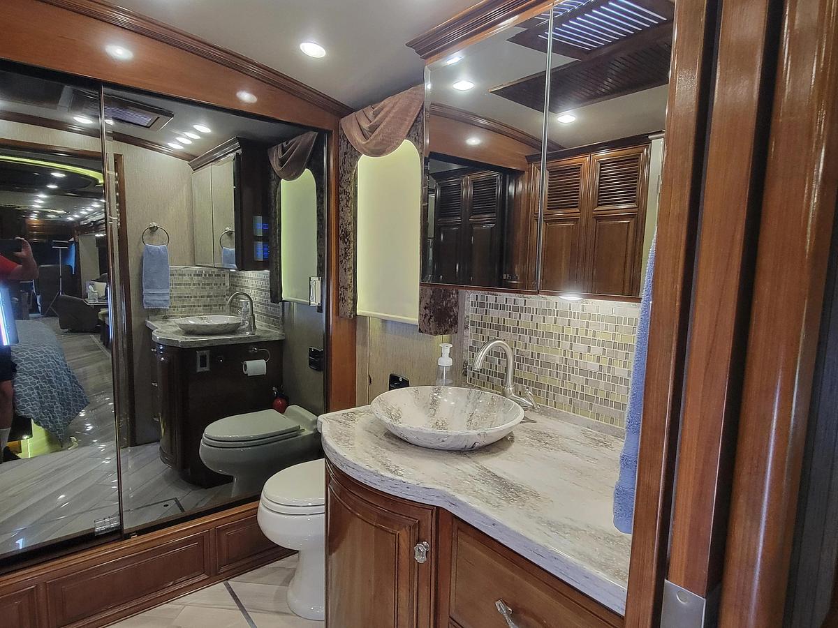 Used 2016 Newmar Essex 4565 Class A Motorhome