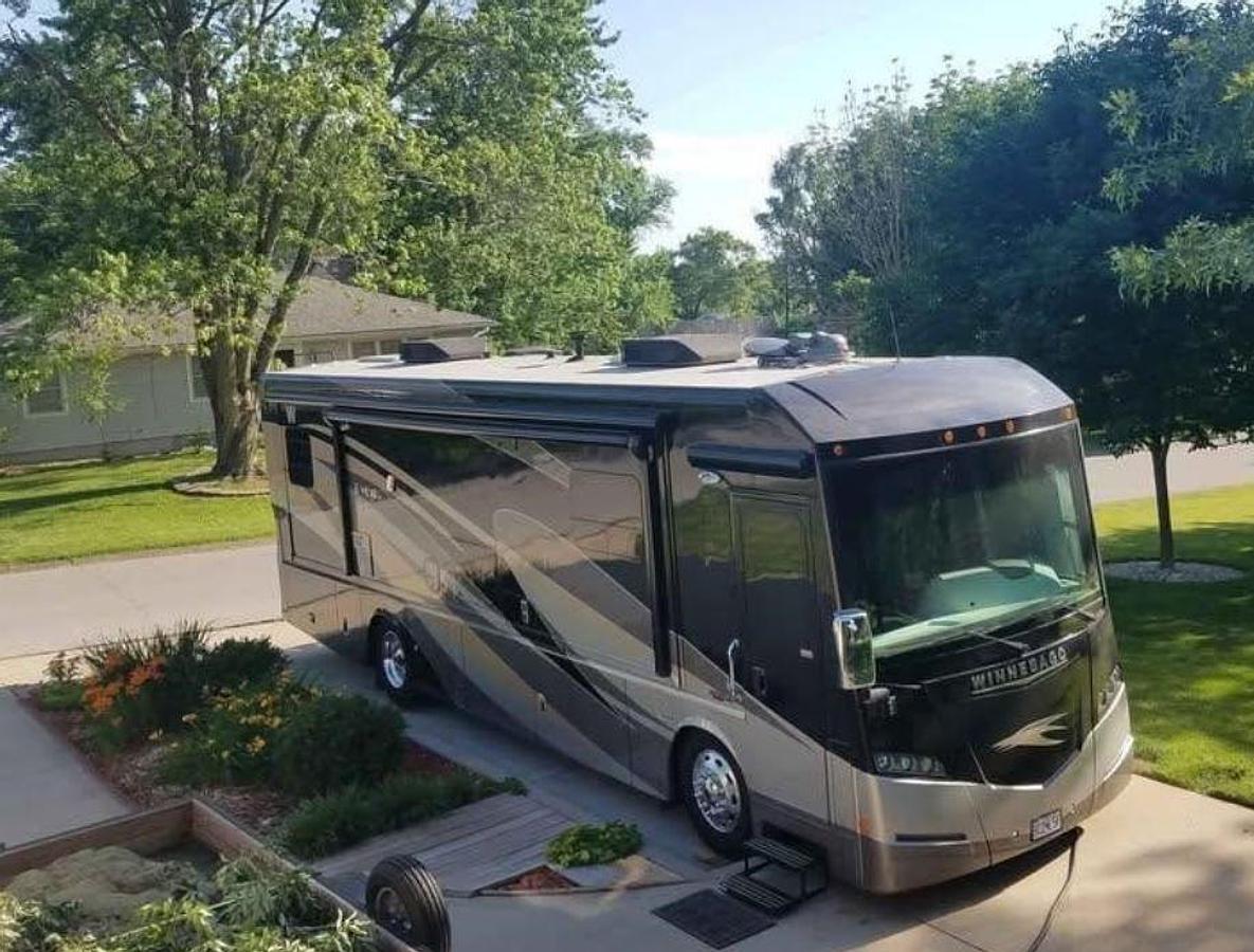 Used 2014 Winnebago Journey 36M Class A Motorhome