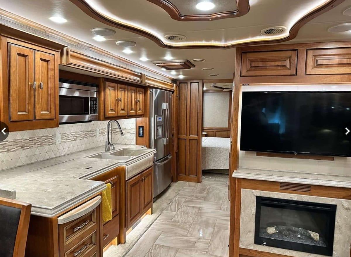 Used 2017 Tiffin Allegro Bus 40AP Class A Motorhome