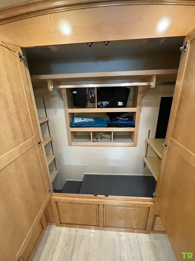 Used 2022 Newmar Dutch Star 4369