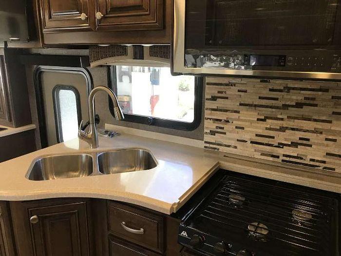 Used 2017 Thor Motor Coach Palazzo 36.1