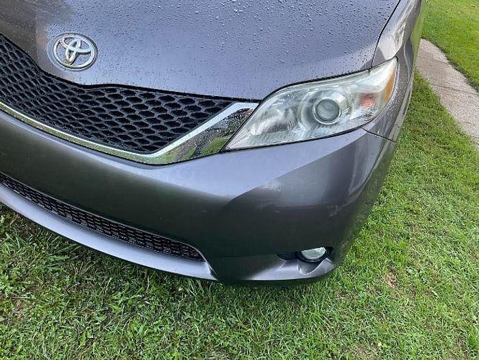 Used 2015 Toyota Sienna XLE