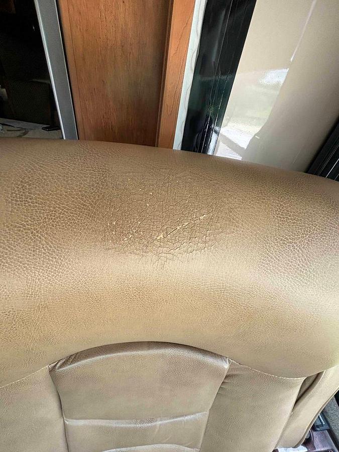 Used 2014 Forest River Berkshire 400QL 41' Class A Motorhome