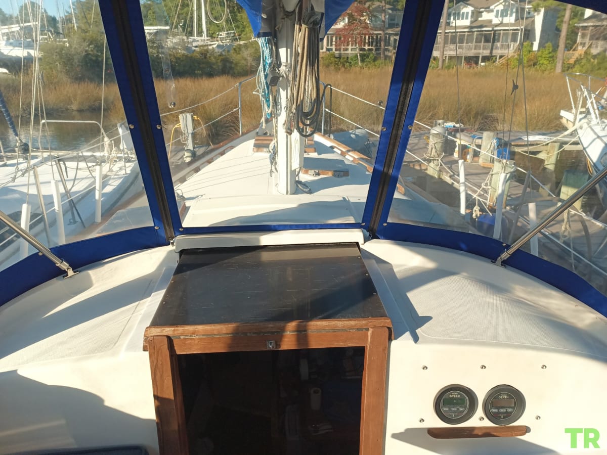 Used 1977 Irwin 37ft. Center Cockpit Ketch