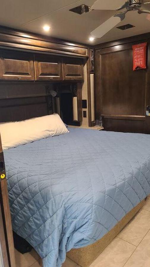 Used 2019 Tiffin Phaeton 40IH Class A Diesel Motorhome
