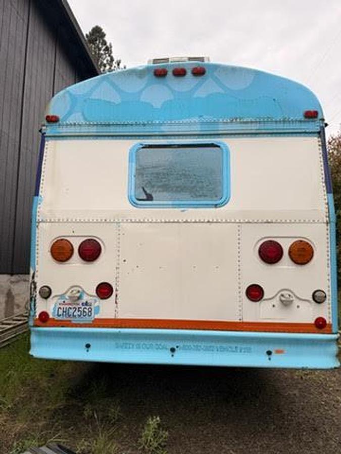 Used 2005 Thomas Transit Bus