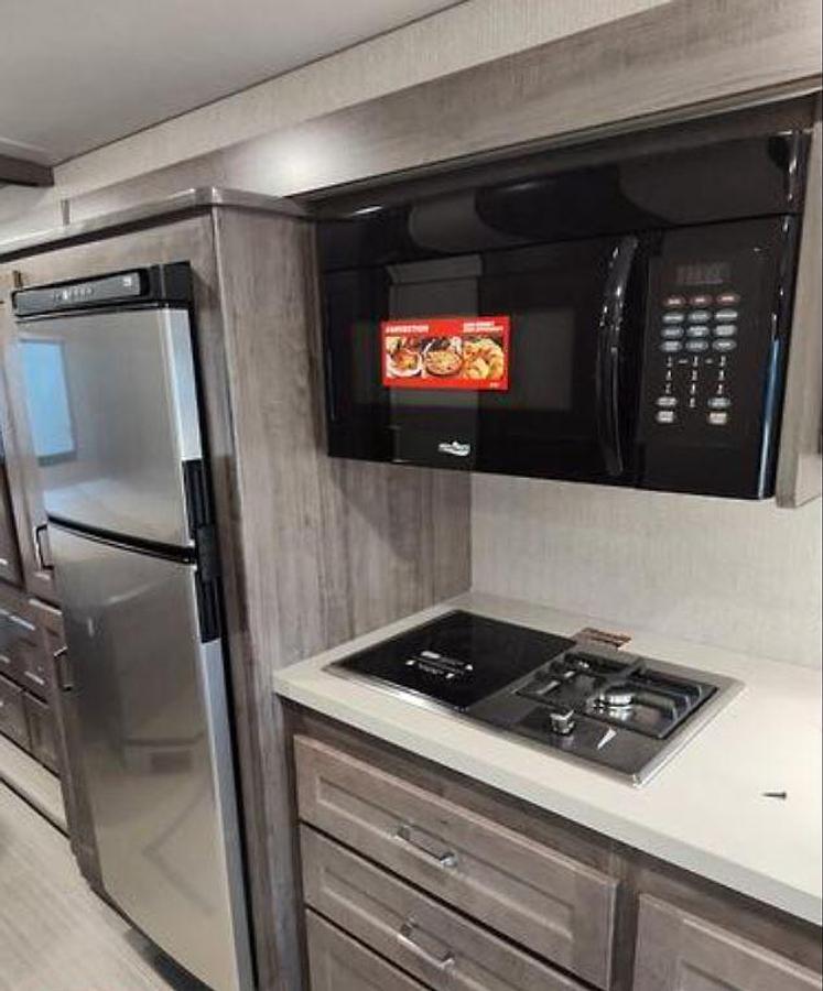 Used 2022 Winnebago Adventurer 29B Class A Motorhome