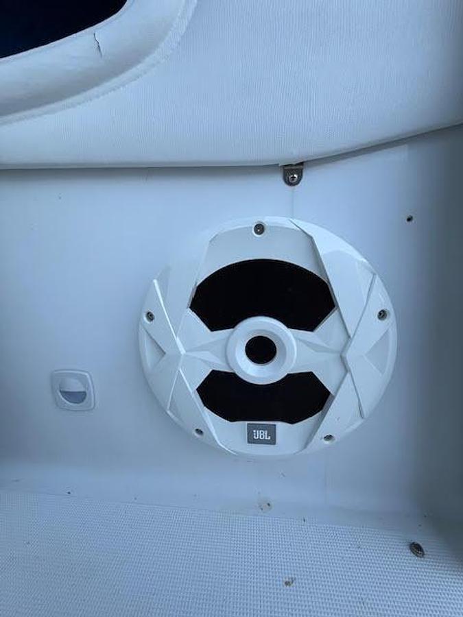 Used 1997 Chris Craft 26 Crowne