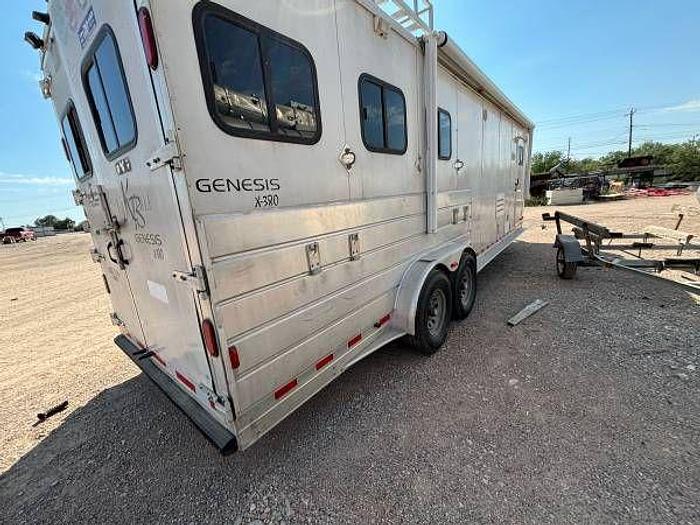 Used 2004 Kiefer Genesis Horse Trailer with Living Quarters