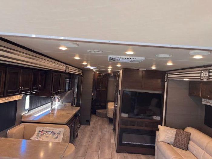 Used 2020 Tiffin Allegro RED 33AL