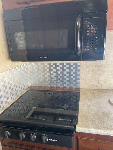 Used 2015 Forest River SUNSEEKER 3050S