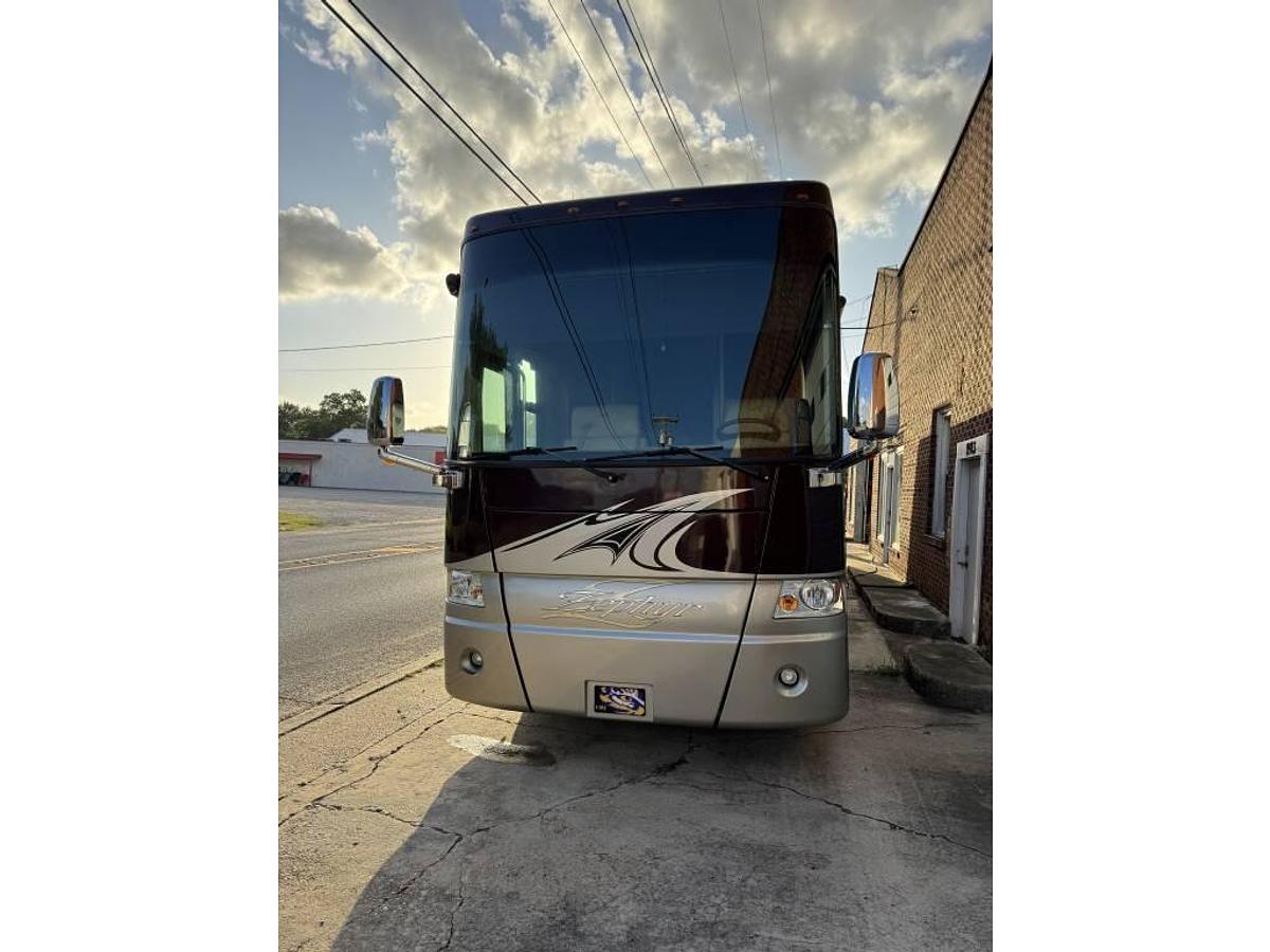 Used 2011 Tiffin Zephyr 45QBZ