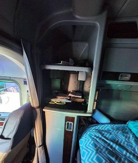 Used 2014 Peterbilt 389