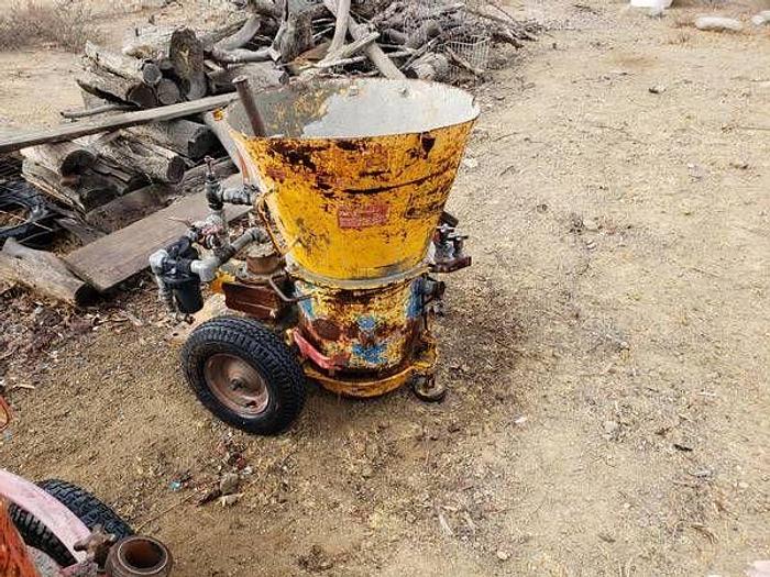 Used 2003 INTERNATIONAL DT