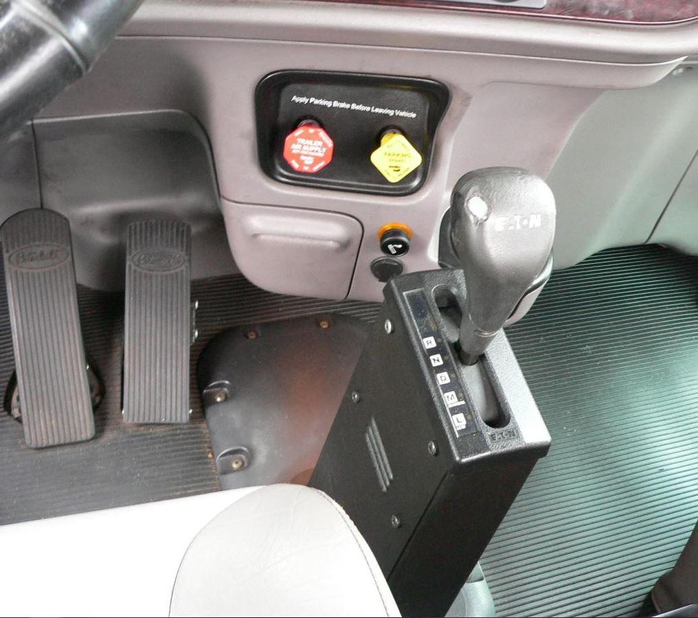 Used 2016 Peterbilt 389