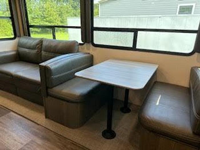 Used 2021 Keystone Cougar 364BHL