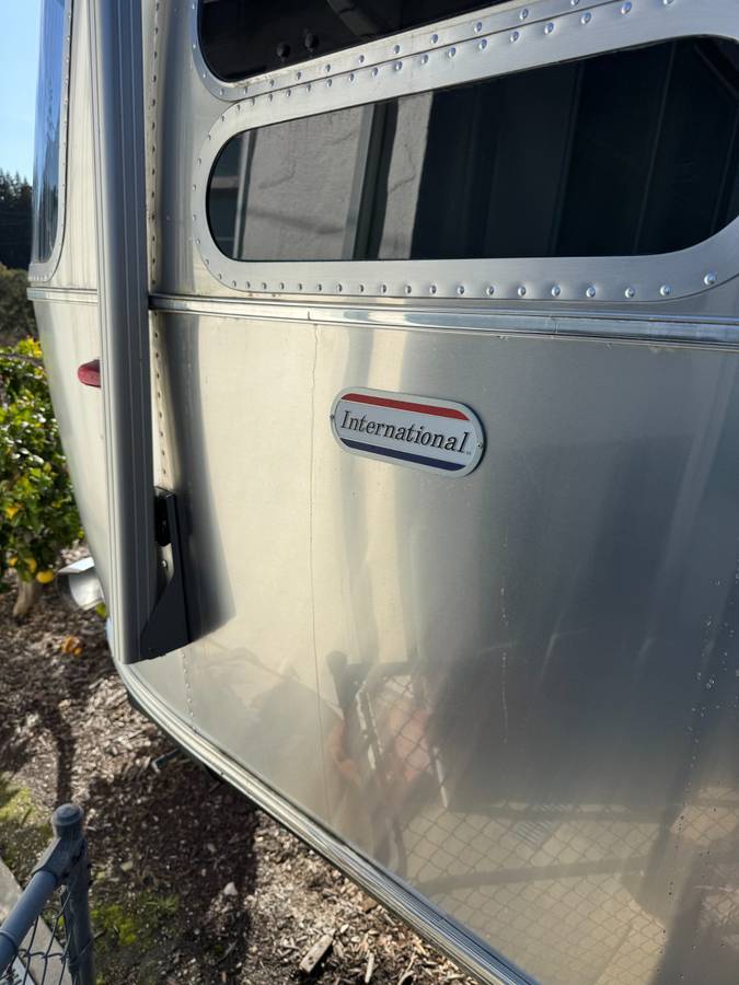 Used 2020 Airstream International Serenity 25RB Travel Trailer