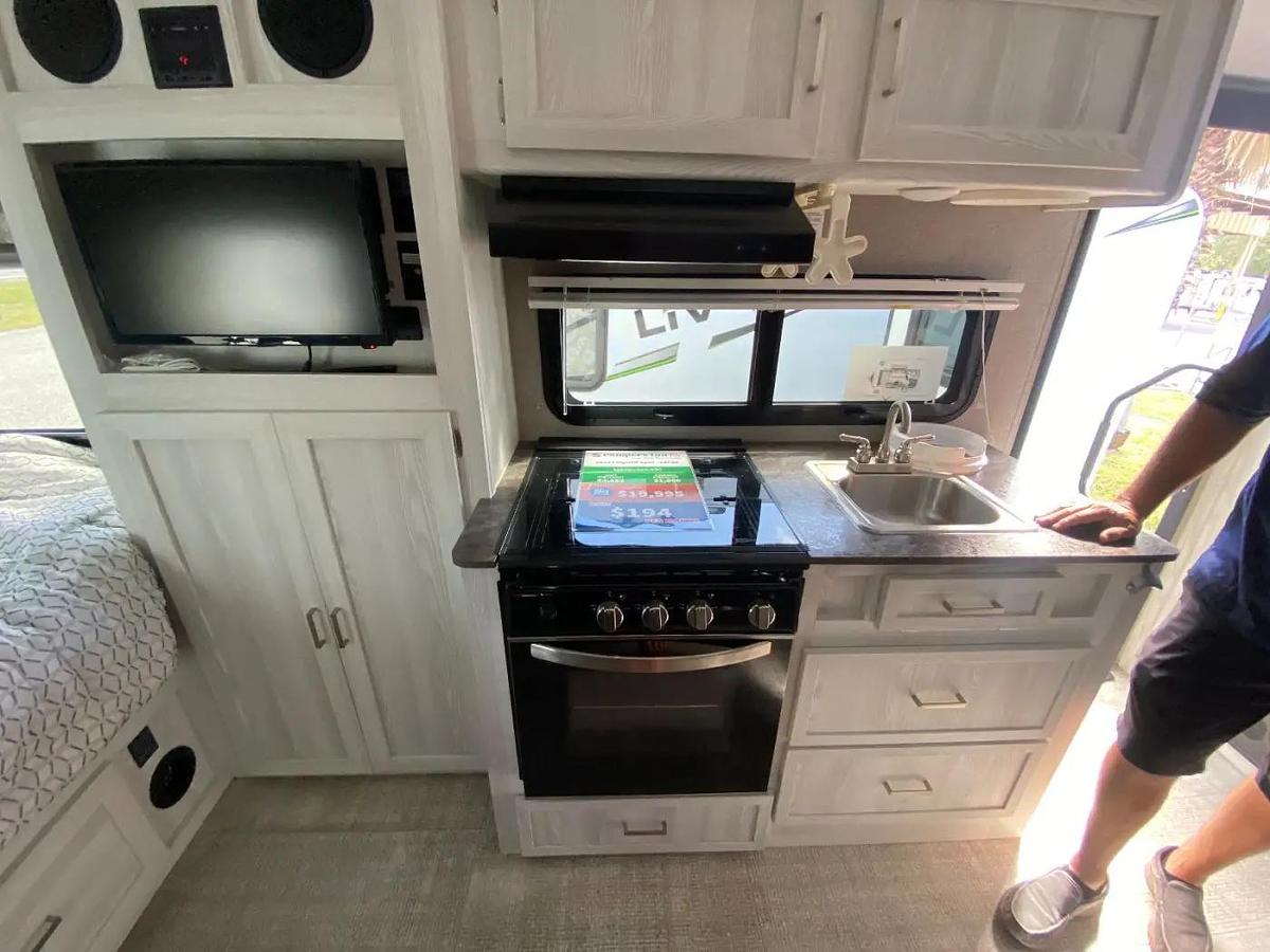 Used 2020 Flagstaff E-Pro 19FBS