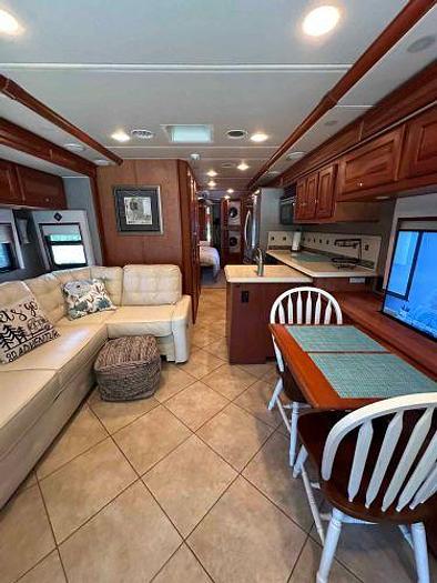 Used 2013 Itasca Meridian 34B