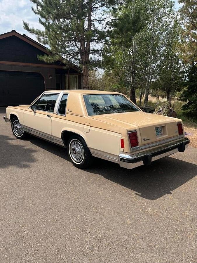 Used 1986 Ford Crown Victoria