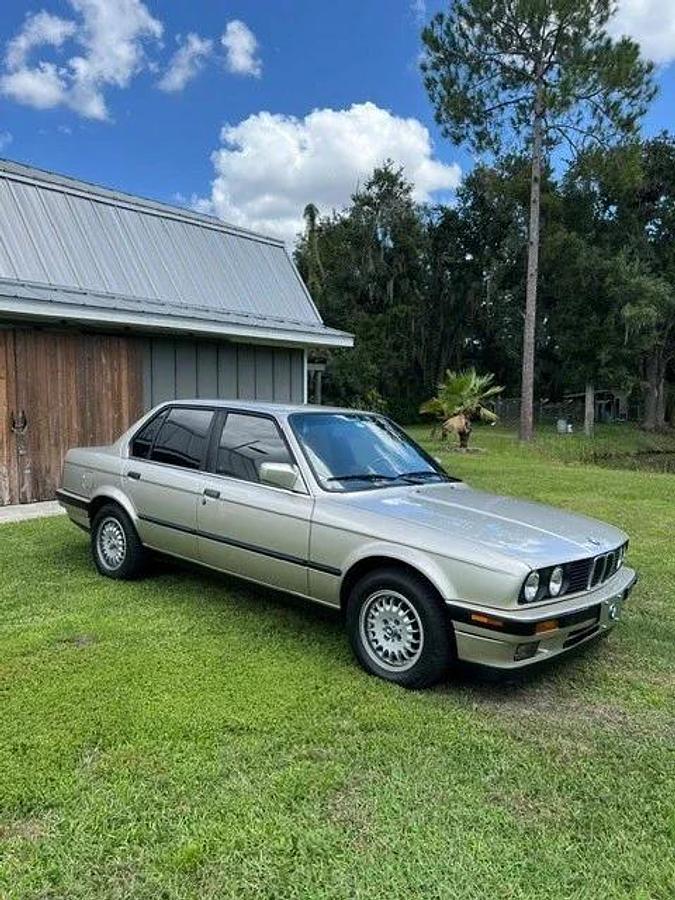 Used 1990 BMW 325i Sedan