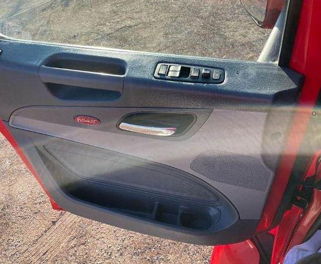 Used 2016 Peterbilt 567