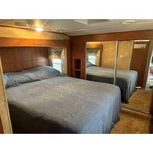 Used 2011 Heartland Greystone 32RE