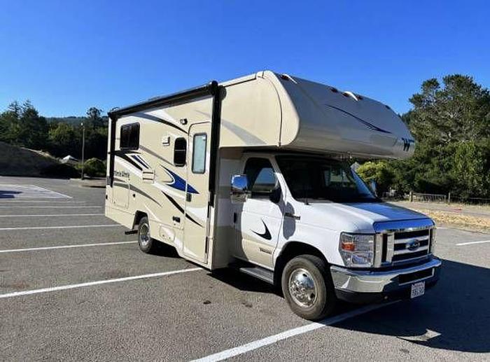Used 2020 Winnebago Minnie Winnie 22R