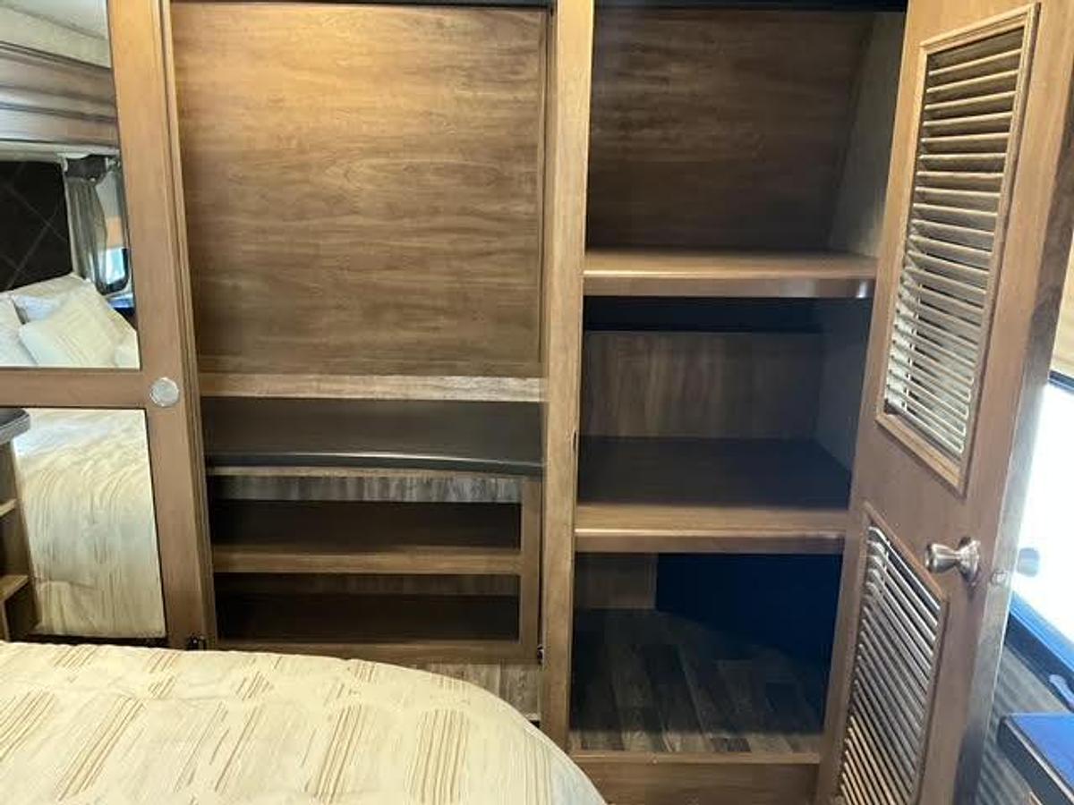 Used 2017 Keystone Montana 3721RL Fifth Wheel