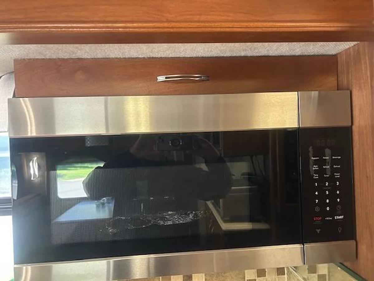 Used 2005 National Tropical