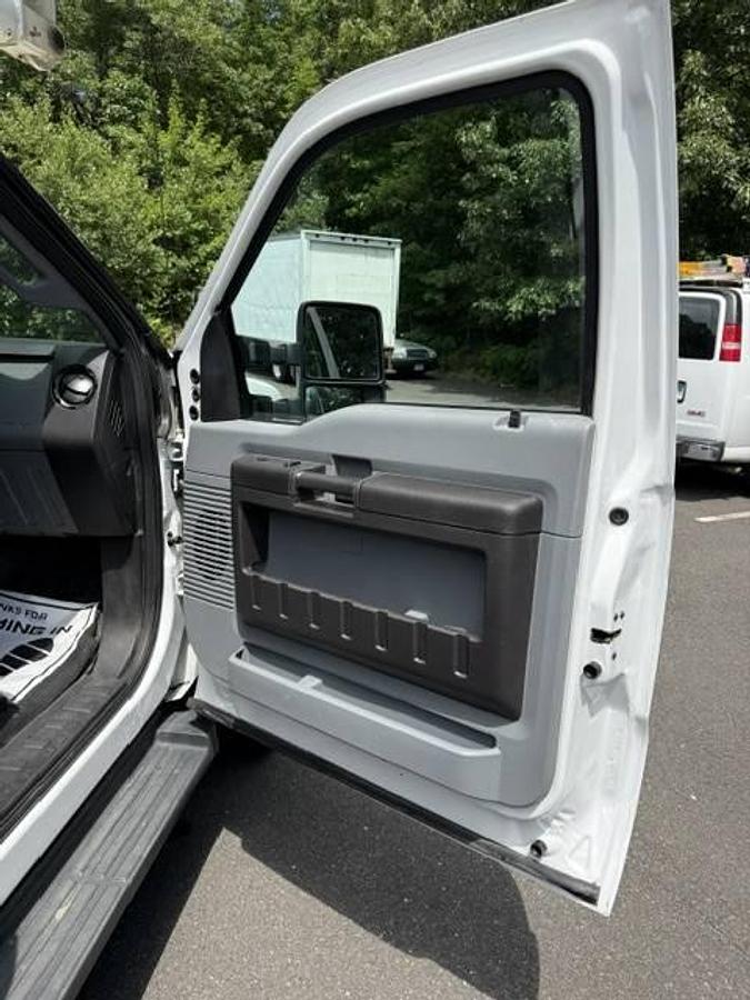 Used 2016 Ford F-550 Super Duty 52' Dur-A-Lift Bucket Truck