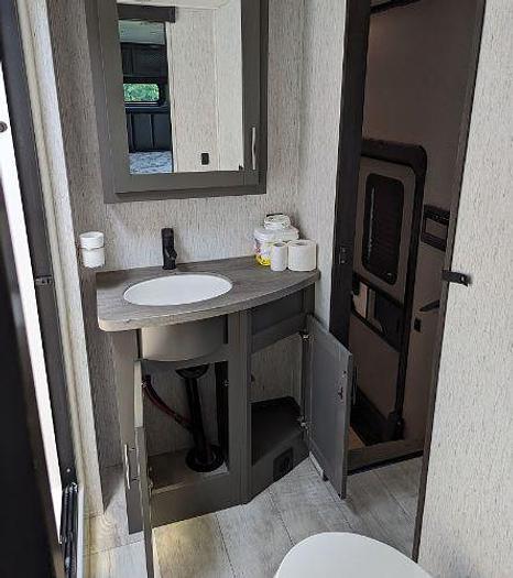 Used 2021 Grand Design Momentum 376THS