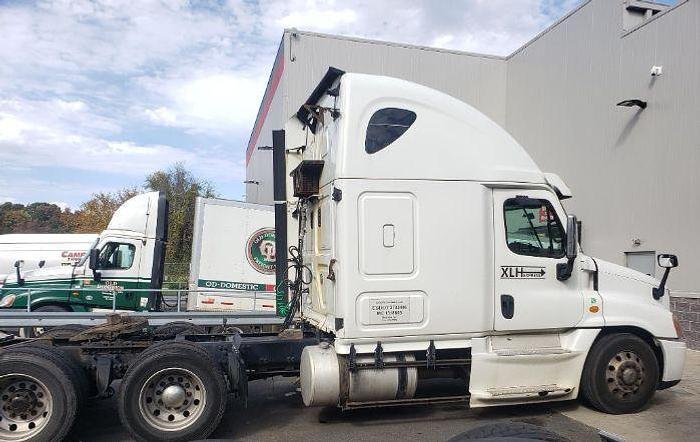 Used 2016 Freightliner Cascadia 125