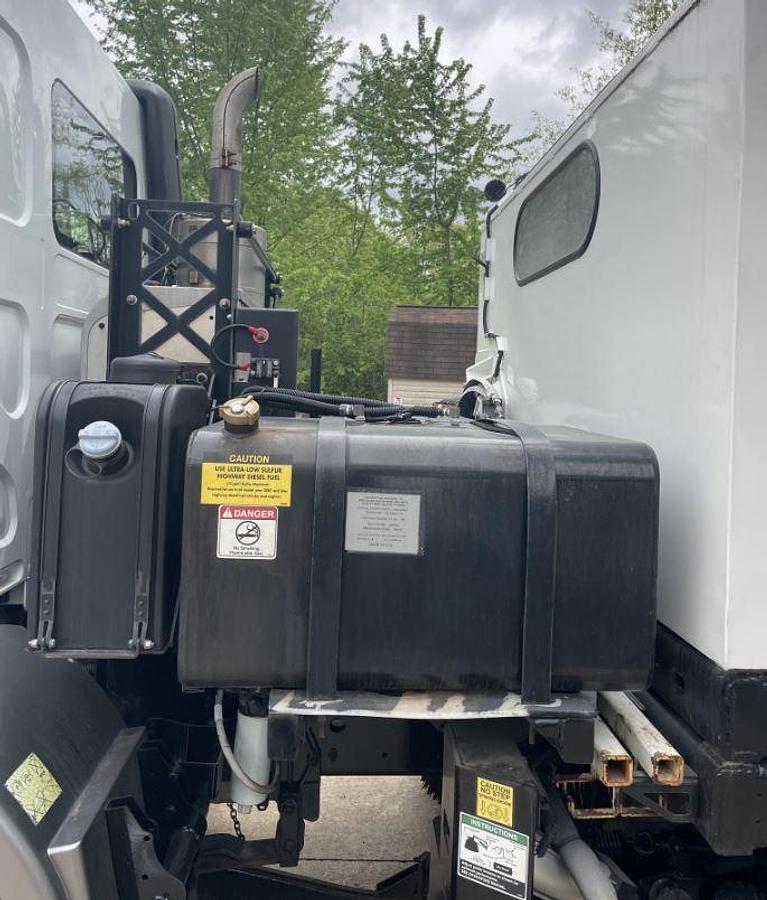 Used 2019 Peterbilt 220 sweeper truck