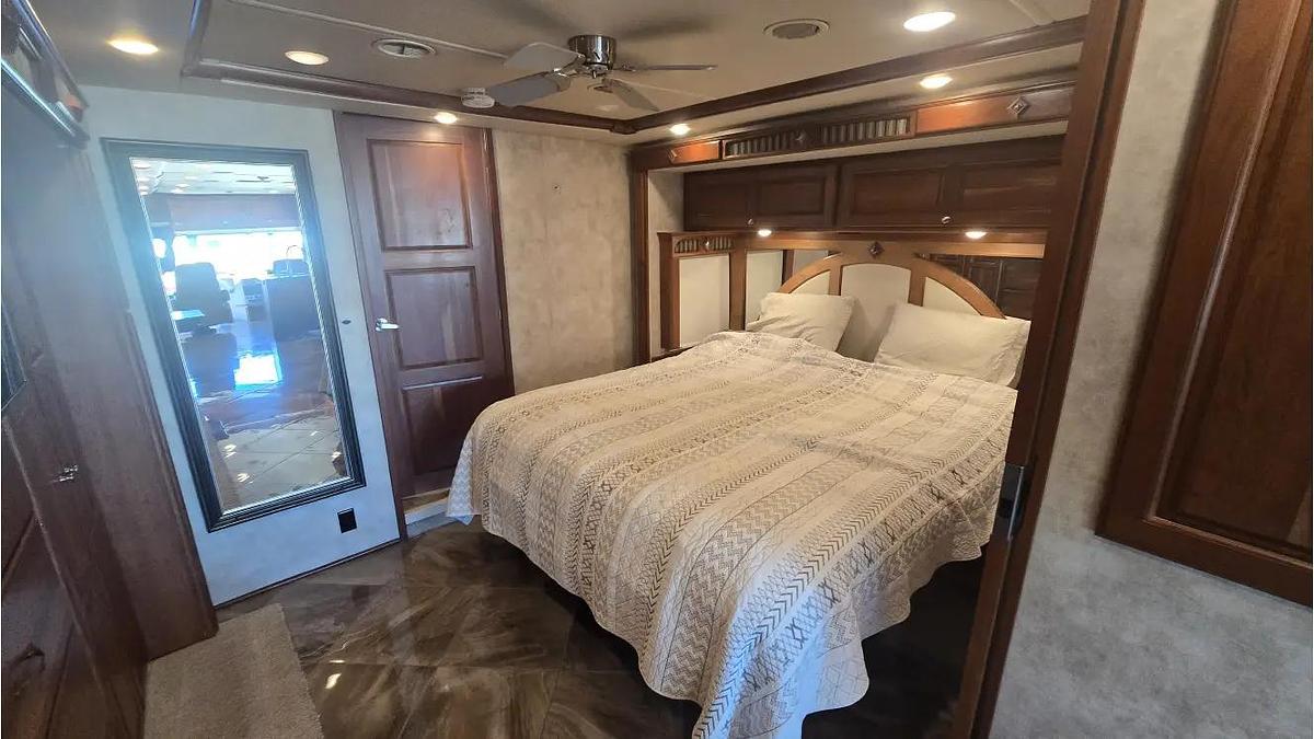 Used 2016 Winnebago Journey 40r